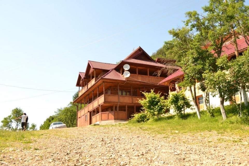 Casa Din Barsana Bîrsana Exterior foto